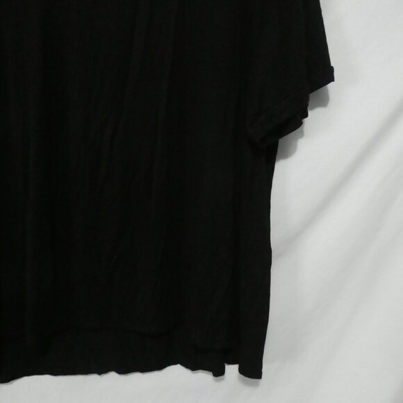Unbranded | P2P 24 inches | Black U-Neck Top With Sequined Pocket - Picture 13 of 13